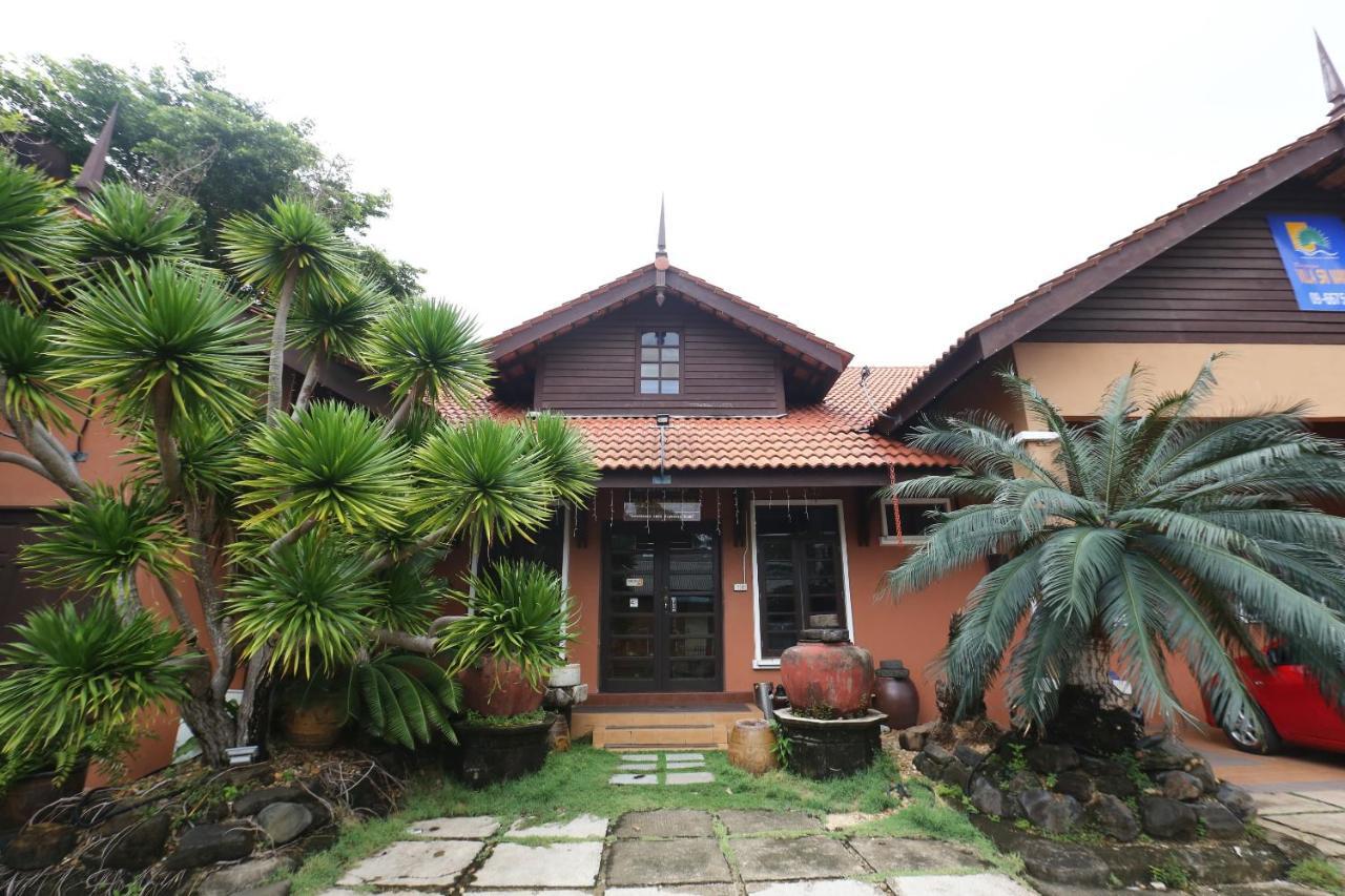 Oyo 89523 Villa Sri Mayang Κουάλα Τερενγκάνου Εξωτερικό φωτογραφία